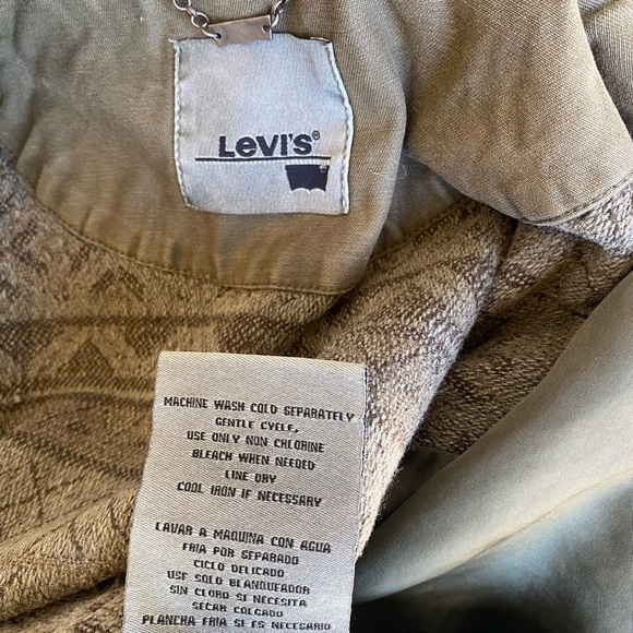 Women’s Levi’s Size Medium Utility Jacket - Picture 6 of 8